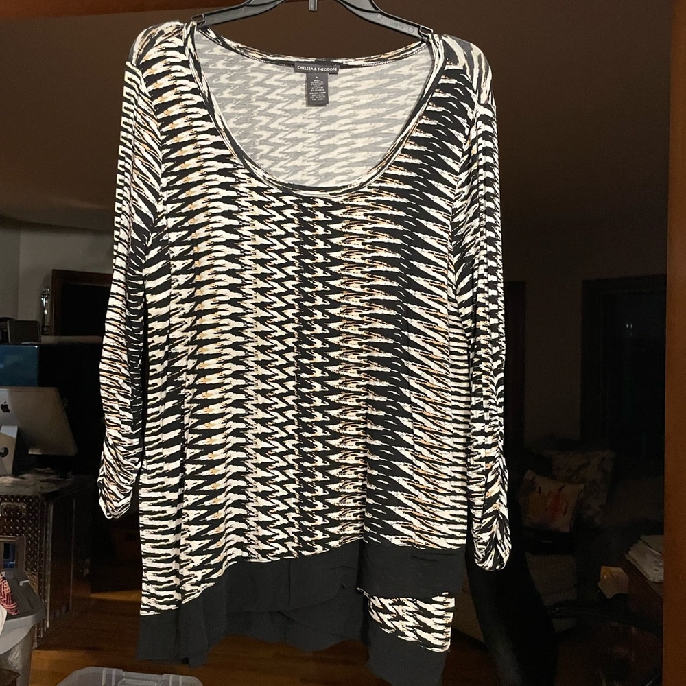 Chelsea & Theodore top